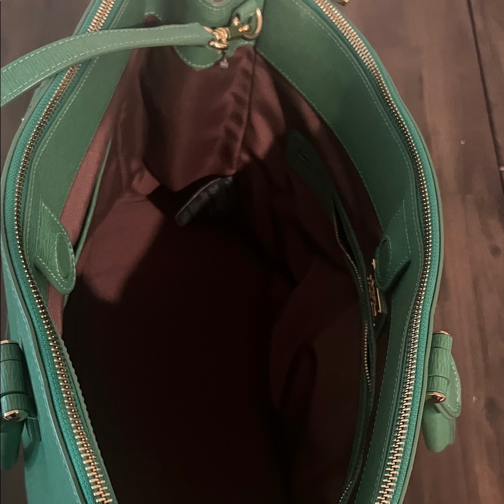 Ralph Lauren Vibrant Green Satchel bag never carried. - Picture 5 of 7